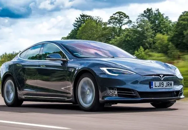 2019 Tesla Model S Long Range