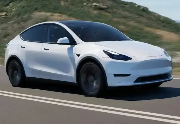 2024 Tesla Model Y Long Range RWD