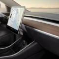 Tesla Model 3 Long Range RWD 2017 interior